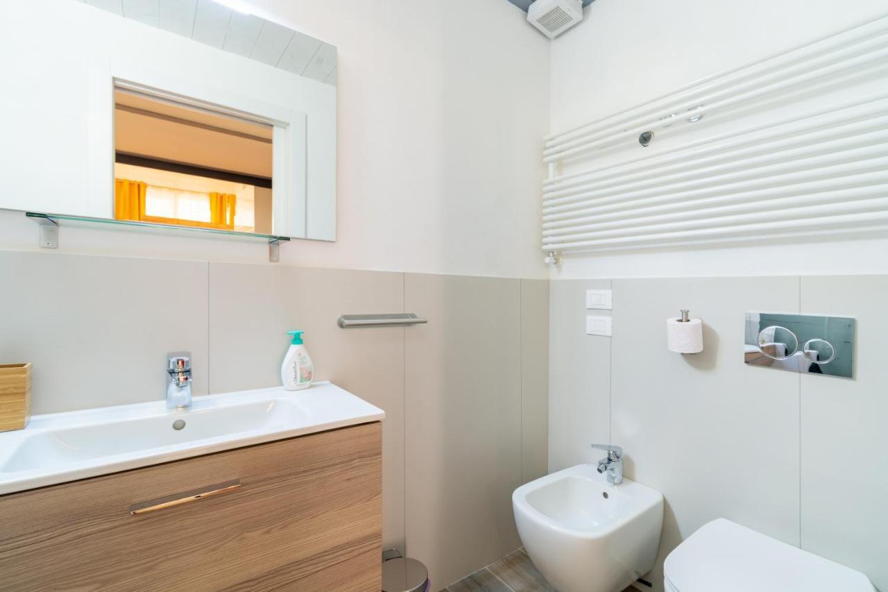 Gina Guest House Болоня Екстериор снимка