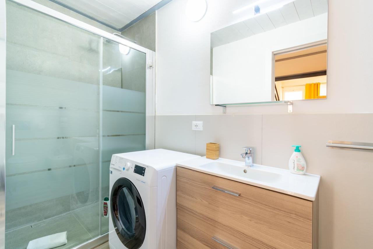 Gina Guest House Болоня Екстериор снимка