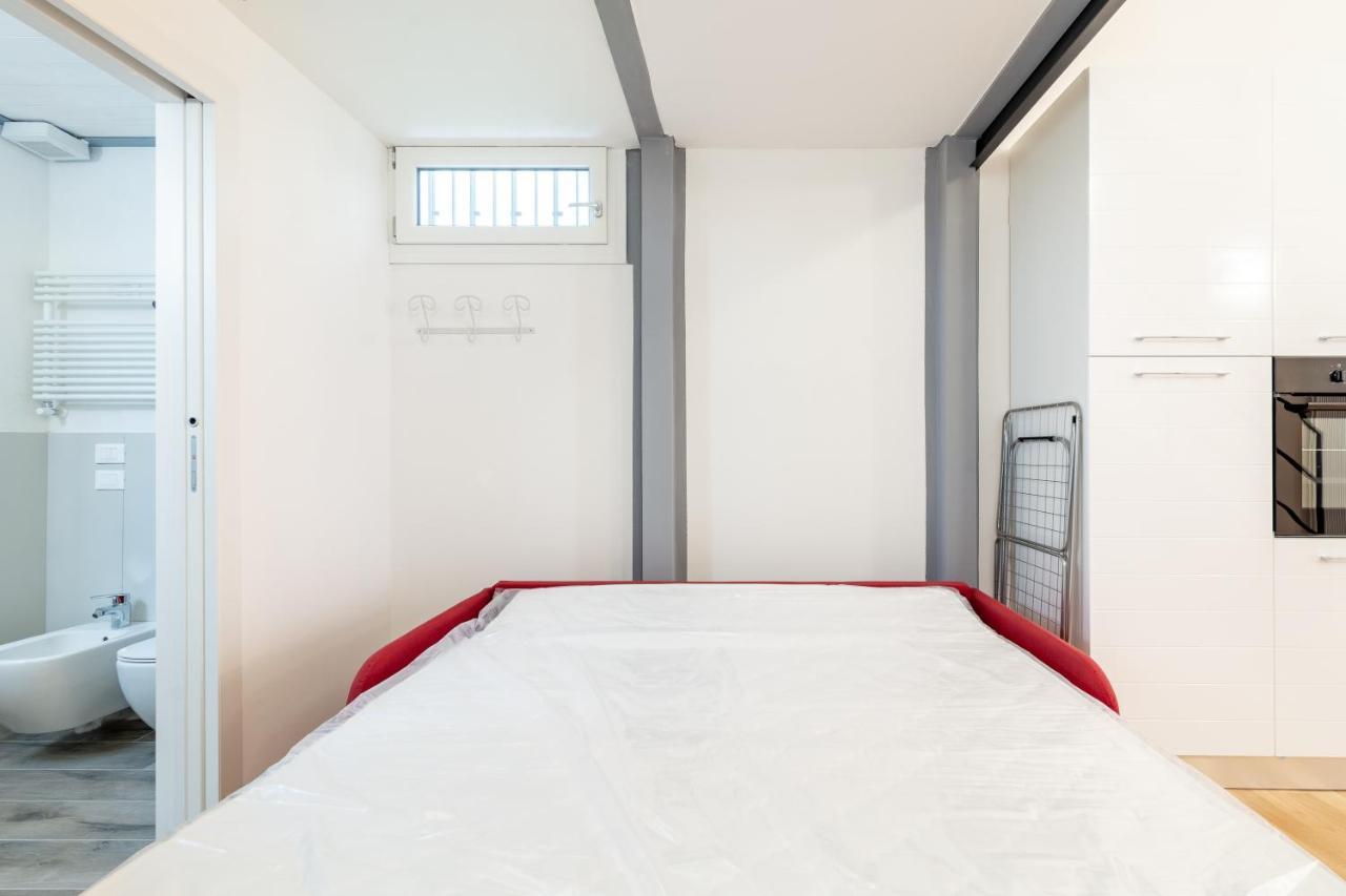 Gina Guest House Болоня Екстериор снимка
